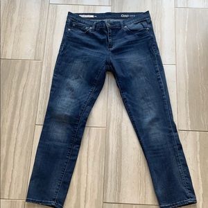 Women’s Gap girlfriend jean size 28r